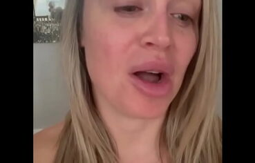 Hot mom fuck video